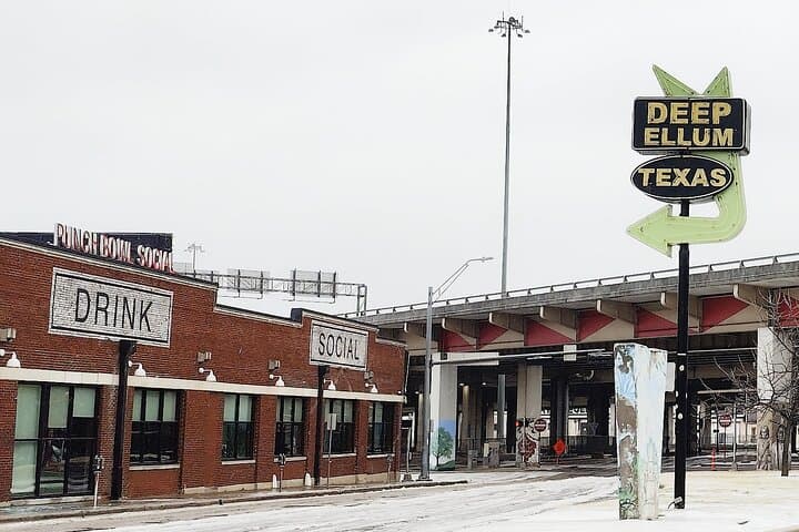 Deep Ellum Escape Room: Self-Guided Outdoor Puzzle Adventure in Dallas photo 4