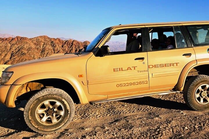 Red Canyon Jeep and Hike from Eilat — Half-Day Private Tour