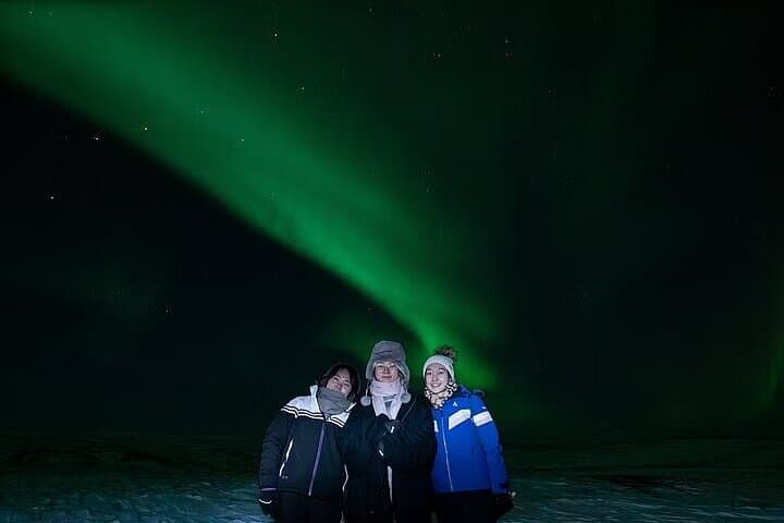 Small-Group Northern Lights Tour from Reykjavik — Aurora Chase at 9:30 pm photo 2