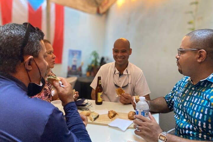 Puerto Rico Etiquette Tour: Navigating Social & Business Customs photo 4