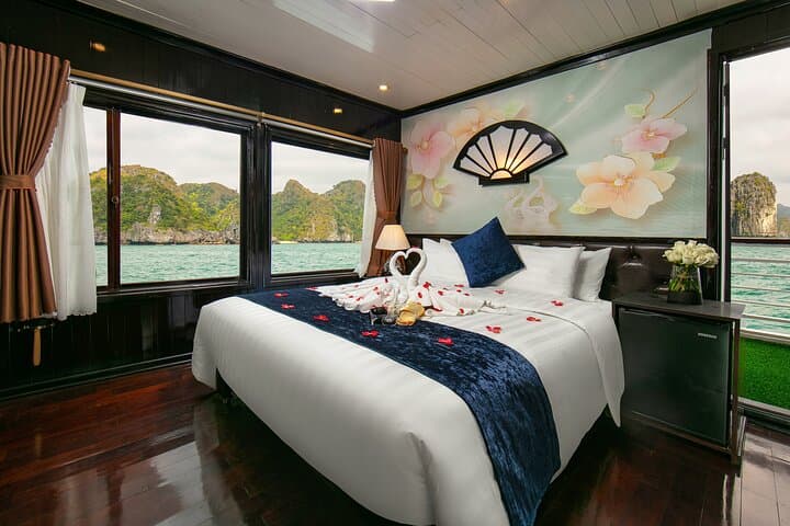 Ha Long Fantasea Cruise: 2-Day, 1-Night Overnight on the Bay photo 2