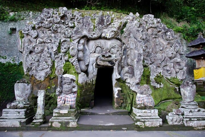 Bali Cycling & Ubud Full-Day: Kintamani Volcano, Rice Terraces & Monkey Forest photo 2