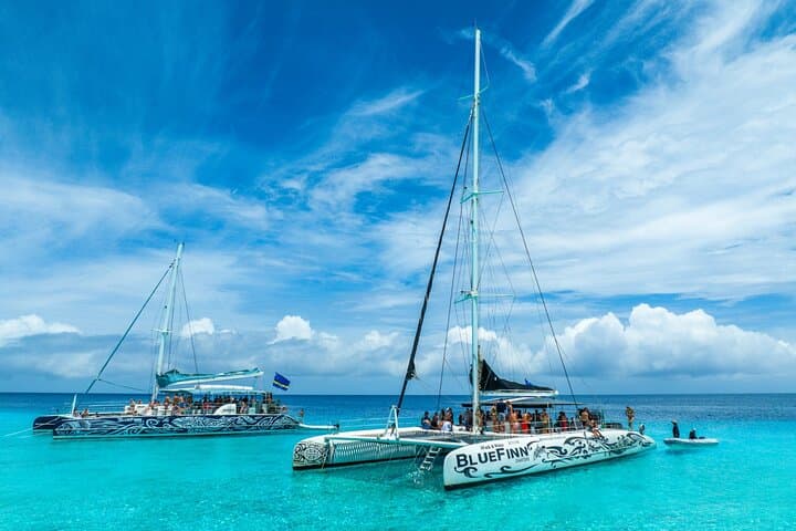 Klein Curaçao Day Trip: Snorkel, Shipwrecks & Lighthouse with Open Bar photo 3