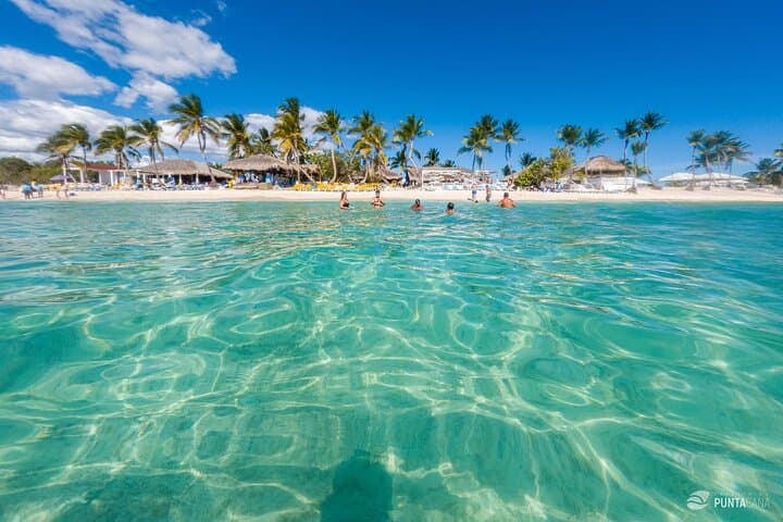 Catalina Island Day Trip: Snorkel, Beach & Lunch from Punta Cana photo 2
