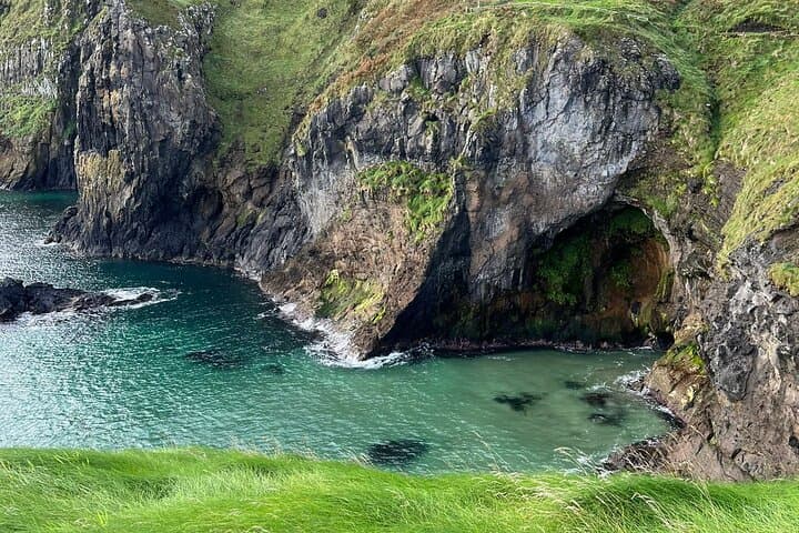 Private Giant's Causeway & Game of Thrones Tour from Belfast — Dark Hedges, Carrick-a-Rede & Bushmills photo 2