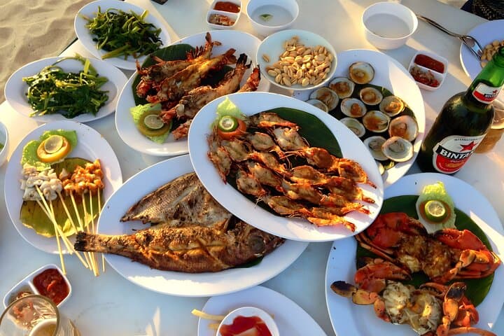 Bali River Tubing to Uluwatu Sunset: Pakerisan Rapids and Jimbaran Seafood photo 5