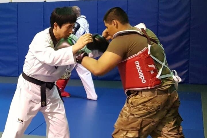 Train Taekwondo in Daegu: Hands-On Class with a 7th‑Dan Master photo 2