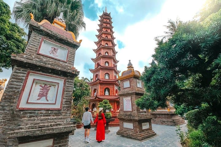 Discover Vietnam: Danang City and Hoi An Ancient Town Immersion photo 6