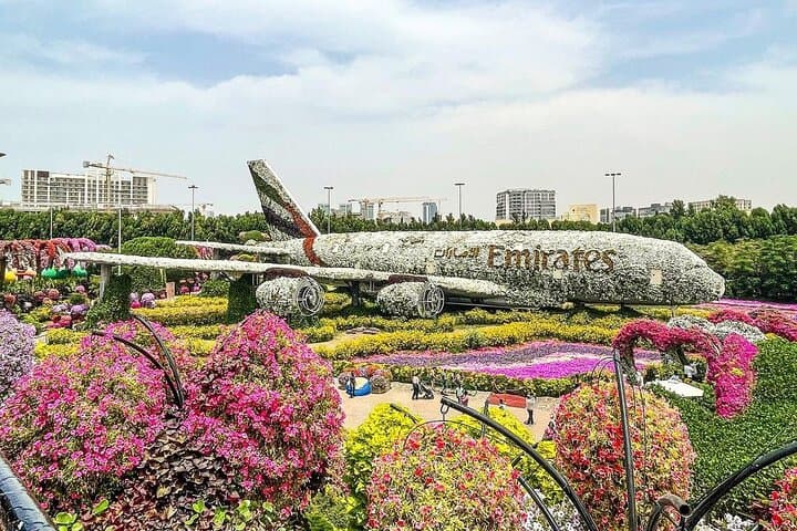 Dubai Frame and Miracle Garden Half-Day Tour with Private Transfer photo 6