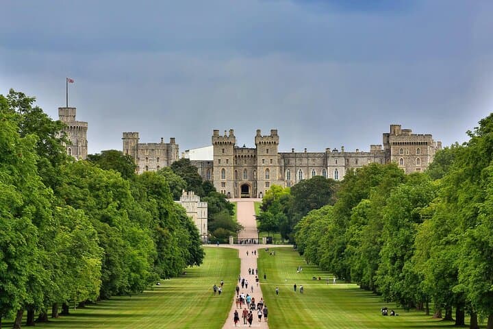 Private Full-Day Walking Tour of Windsor Castle and Eton