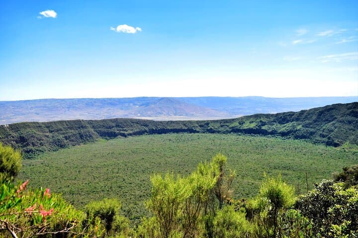 Mount Longonot Full-Day Guided Crater Rim Hike from Nairobi photo 3