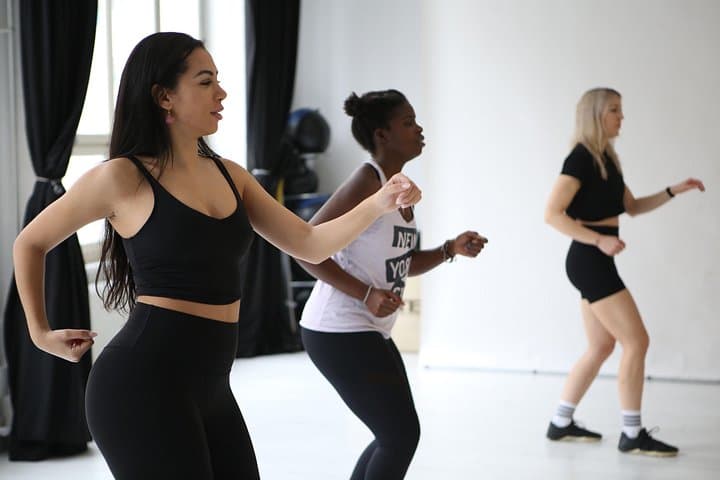 Afro Dance Fitness in Zurich: High-Energy Afrobeats Workout photo 3