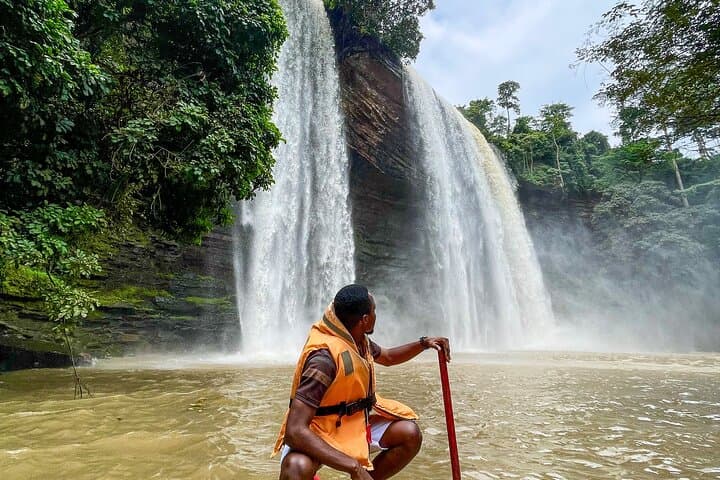 Boti Waterfalls and Aburi Botanical Gardens Full-Day Tour from Accra
