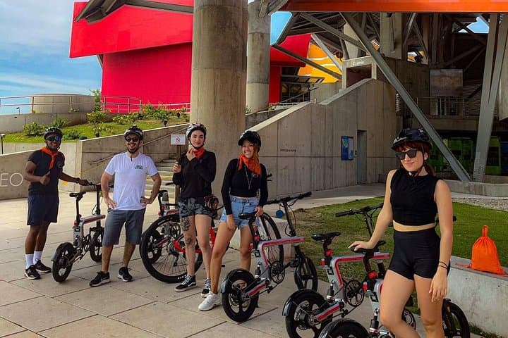 Panama E-Bike & Local Treasures Tour — Eat, Ride, Discover Panama City photo 2