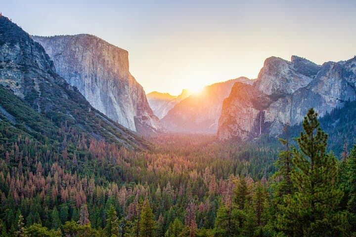 Enchanting Yosemite Day Tour from San Francisco: Half Dome, Yosemite Falls & Tunnel View photo 3