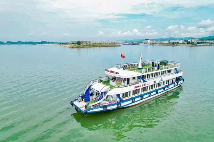 Hanoi to Ninh Binh and Halong Bay: 2-Day Overnight Tour Guide photo 4