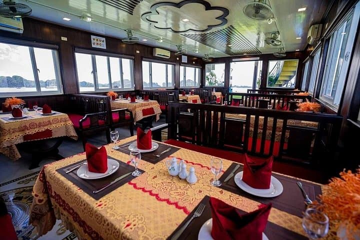 Sunlight Cruise Halong Bay Day Trip: Kayaking, Sung Sot Cave & Titop Island photo 3