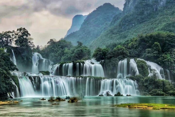 3-Day Ba Be Lake and Ban Gioc Waterfall Tour from Hanoi photo 4