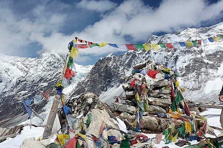 Langtang Valley Trek: 7-Day Himalayan Trek to Kyanjin Gompa photo 2