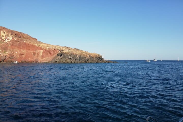 Santorini Catamaran Cruise — Caldera, Hot Springs & Red Beach (Meal + Open Bar) photo 4