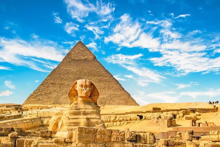 One-Day Private Guided Tour in Cairo: Pyramids, Sphinx & Khan El-Khalili photo 6