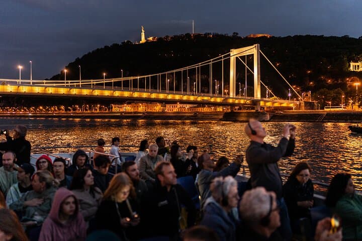 Budapest Danube Night Cruise: 1-Hour Illuminated Sights with Welcome Drink photo 4