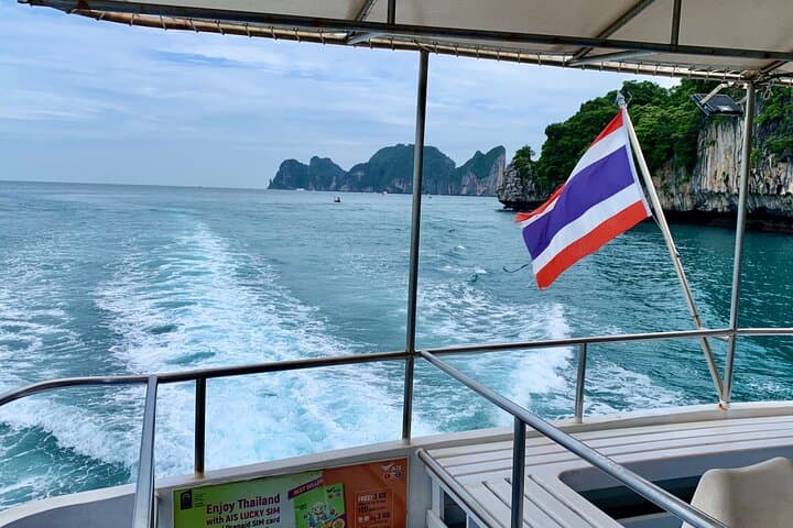Phi Phi Ferry: Scenic Day Transfer from Phuket to Phi Phi Islands photo 5
