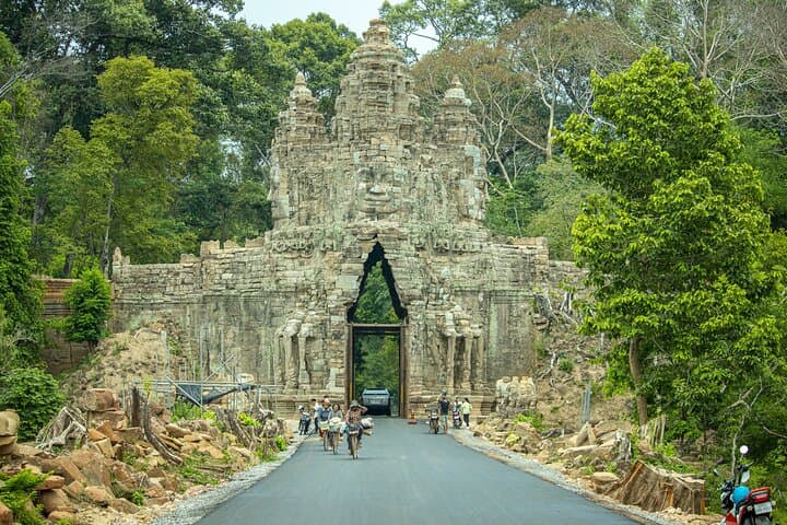 Sunrise at Angkor Wat: Private Siem Reap Temple Tour & Angkor Park Highlights photo 6