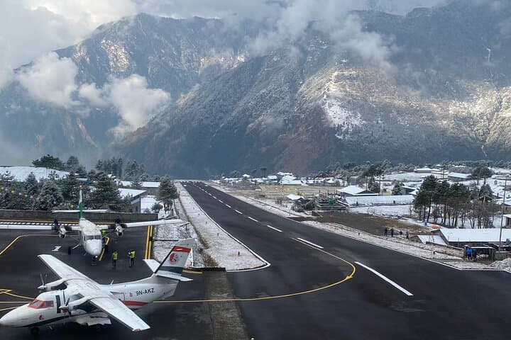 Heli to Everest Base Camp: Dawn Flight, Landing & Mountain Breakfast photo 6
