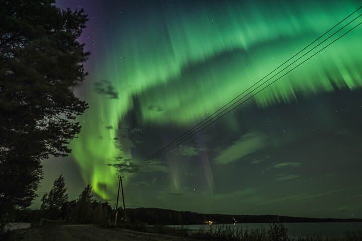 Rovaniemi Northern Lights Tour with BBQ & Drinks — 3-Hour Aurora Hunt photo 2