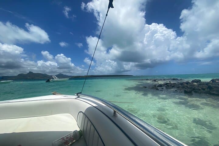 Speed Boat to Ile aux Cerfs — Full-Day South Coast Lagoon Tour from Chantauvent