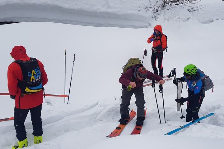 3-Day Snowshoeing Retreat in Sethan Village, Manali photo 4