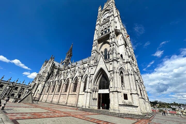 Skip-the-Line Entry to Basilica Voto Nacional Towers, Quito — Panoramic Gothic Views photo 2