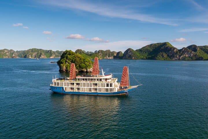 Melody Cruise: 2-Day Halong & Lan Ha Bay Cruise from Hanoi