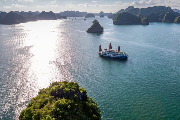 Melody Cruise: 2-Day Halong & Lan Ha Bay Cruise from Hanoi photo 6