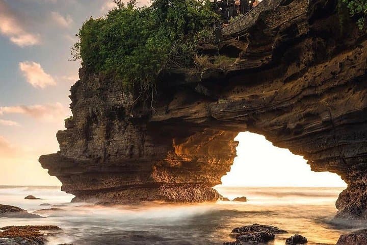 Bedugul Day Tour: Tanah Lot, Jatiluwih Rice Terraces, Ulun Danu & Banyumala Waterfall photo 4