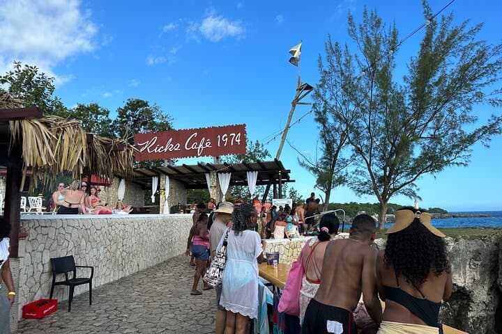 Negril Seven Mile Beach & Rick's Cafe Private Tour — Snorkeling, Sunset & Cliff Jumping photo 5