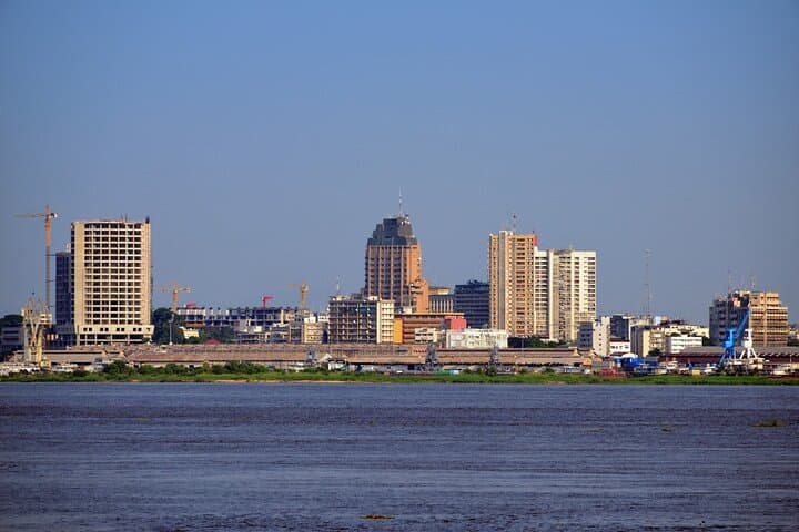 Private Kinshasa Walking Tour: Palace, Market & Botanical Gardens photo 6