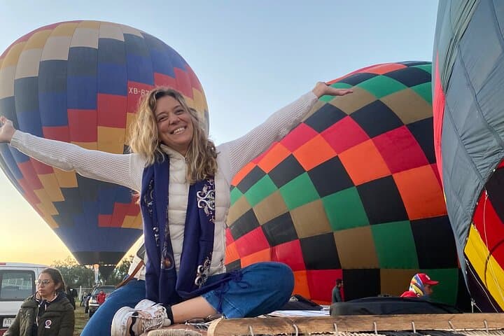 Sunrise Hot Air Balloon Over Teotihuacán with Transport & Breakfast photo 6