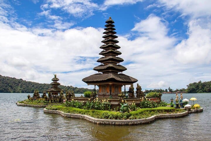 Full-Day Wonders of Bali: Ulun Danu, Gitgit Falls & Jatiluwih Rice Terraces photo 2
