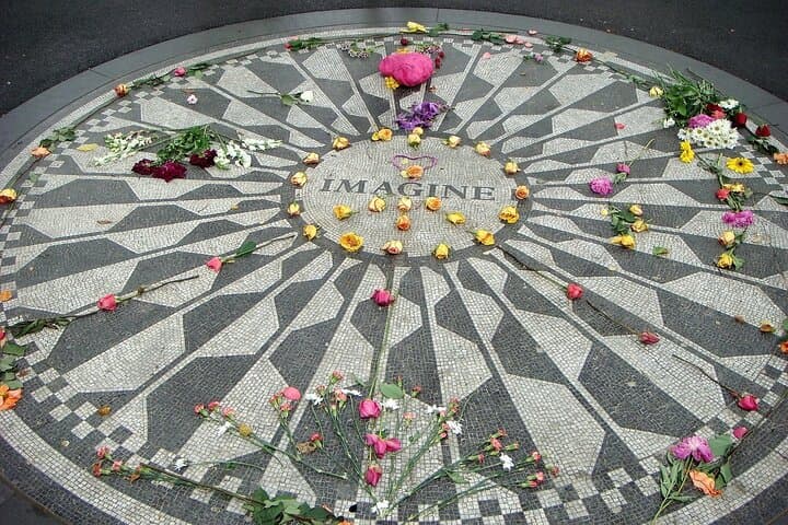 Central Park Wonders and Secrets: Guided Shared Walking Tour photo 2