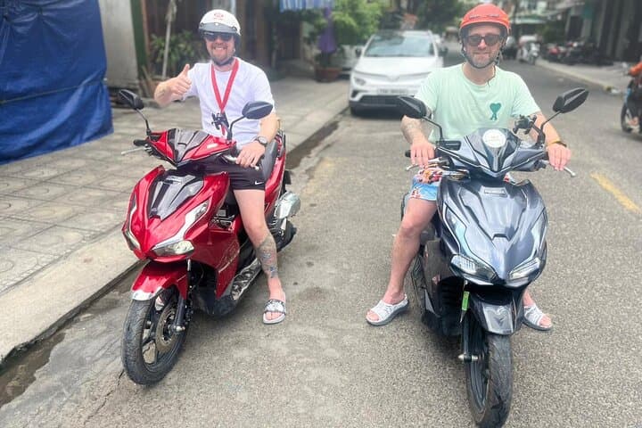 Learn to Ride: Motorbike Lesson in Nha Trang for Vietnam Roads photo 2