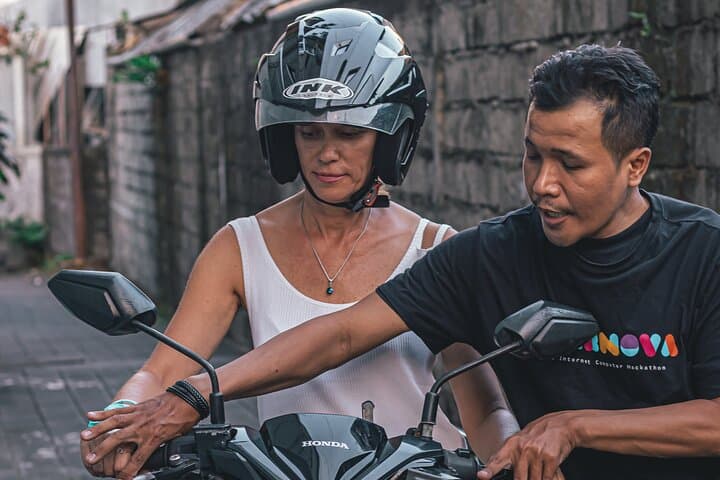 Learn to Ride a Scooter in Bali: 2-Hour Private Lesson for Safe Island Exploration photo 3