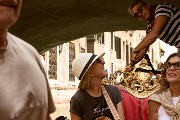 Venice Art Walking Tour with Gondola Ride — St. Mark’s Square to Hidden Canals