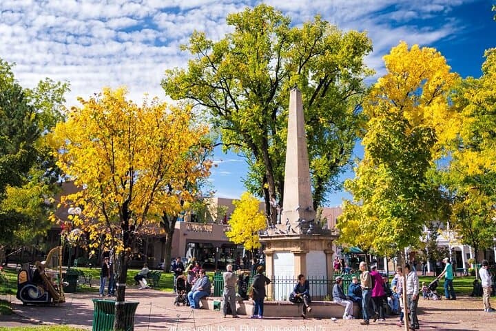 Santa Fe Private Walking Tour with Georgia O’Keeffe Museum — 3-Hour Cultural Walk photo 2