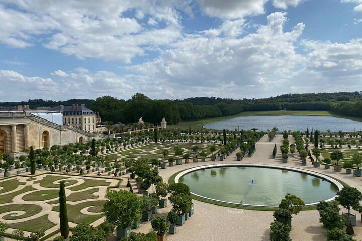 Explore Versailles: Semi-Private Small-Group Palace & Gardens Tour photo 6