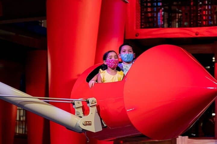 Warner Bros. World Abu Dhabi: Insider Guide to Yas Island's Indoor Theme Park photo 2