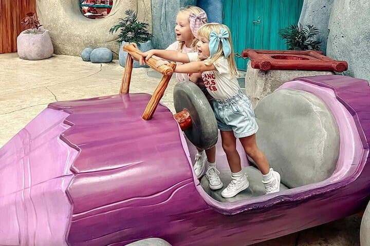 Warner Bros. World Abu Dhabi: Insider Guide to Yas Island's Indoor Theme Park photo 4