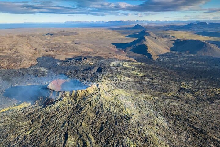 Reykjavik Helicopter Tour: Overfly Reykjanes Volcanoes & Lava Fields photo 2