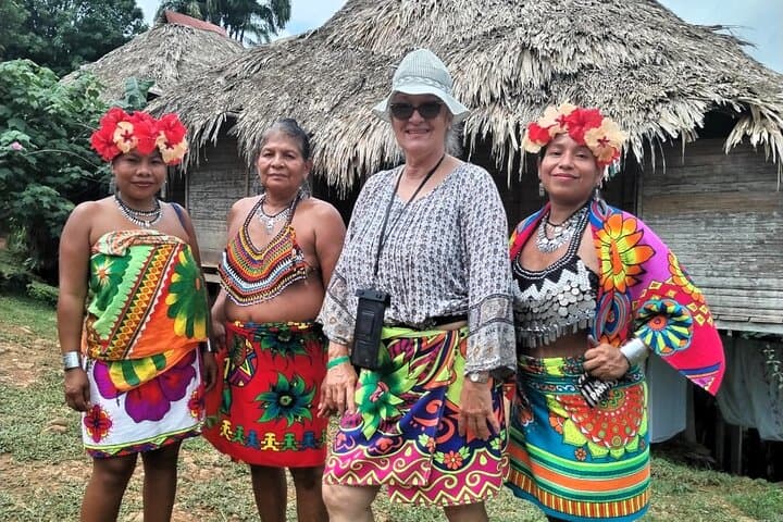 Emberá Village Tour on the Chagres River — Authentic Indigenous Experience from Panama City
